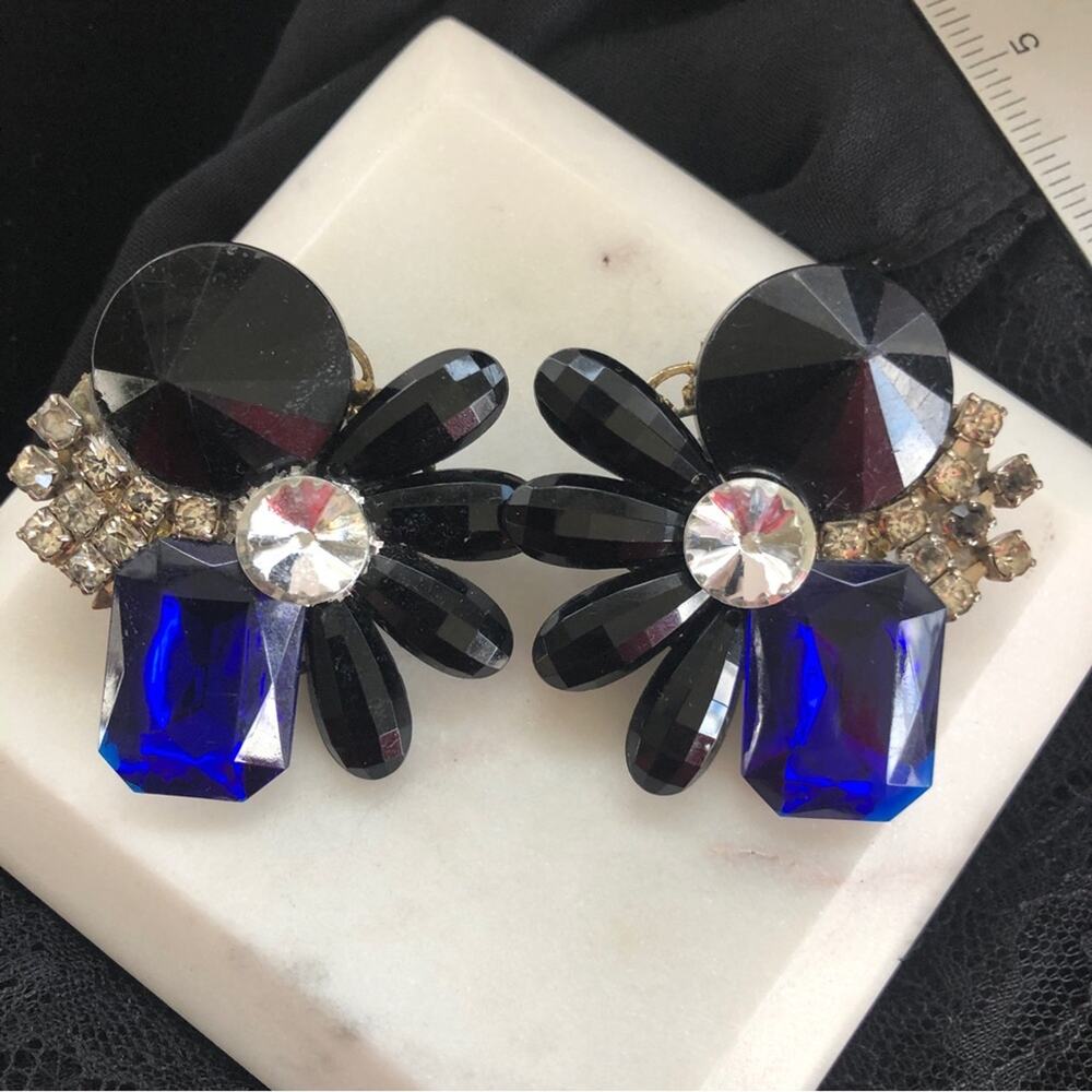 Vintage 1980 Rhinestone Blue Black Lucite Big Clip On Earrings